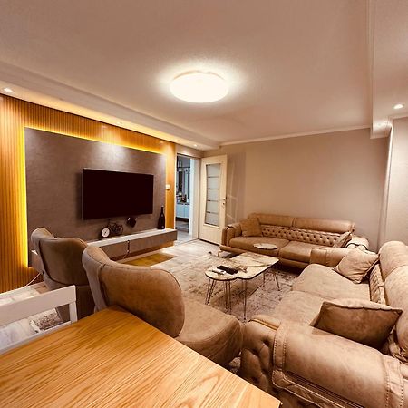 Skyline Apartment 2 Peje Bagian luar foto